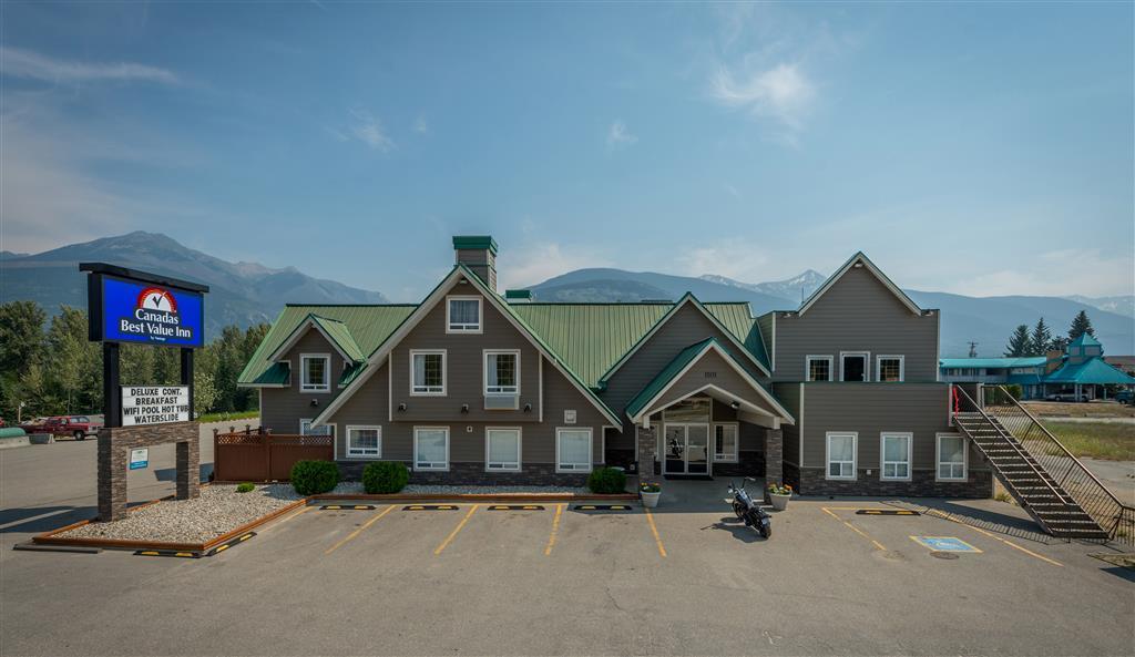 Canadas Best Value Inn Valemount Exteriér fotografie