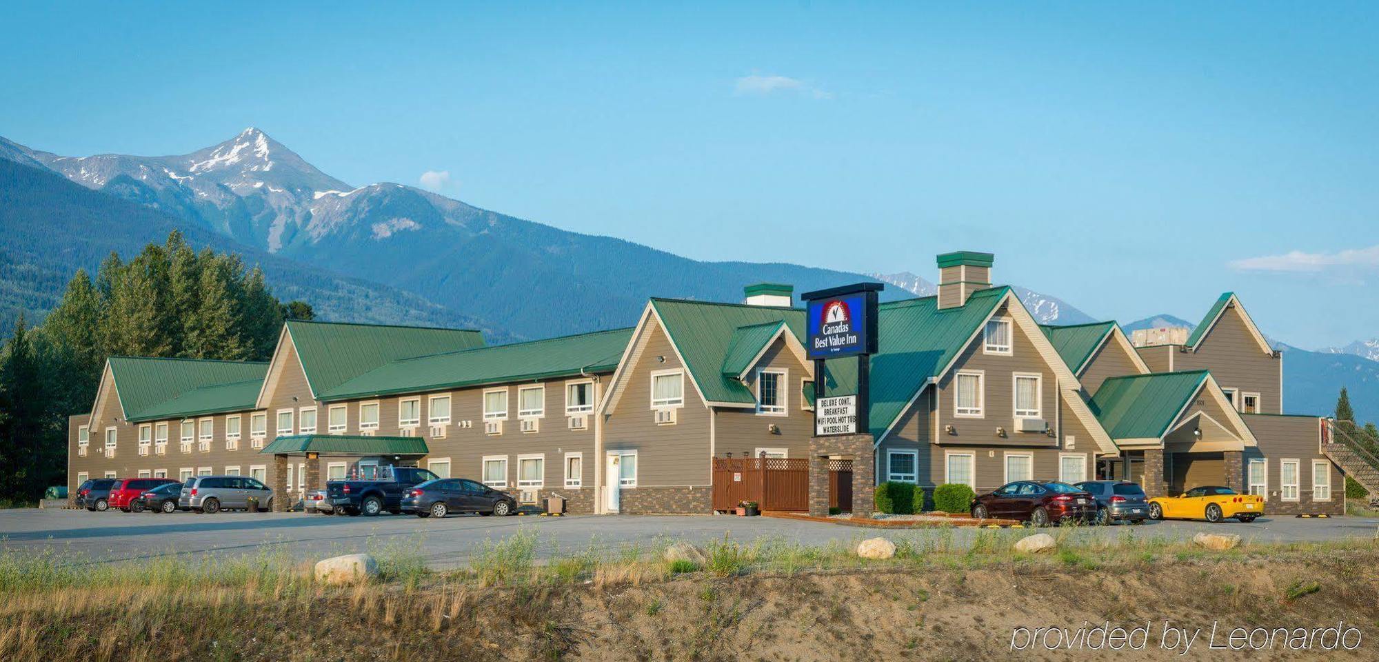 Canadas Best Value Inn Valemount Exteriér fotografie