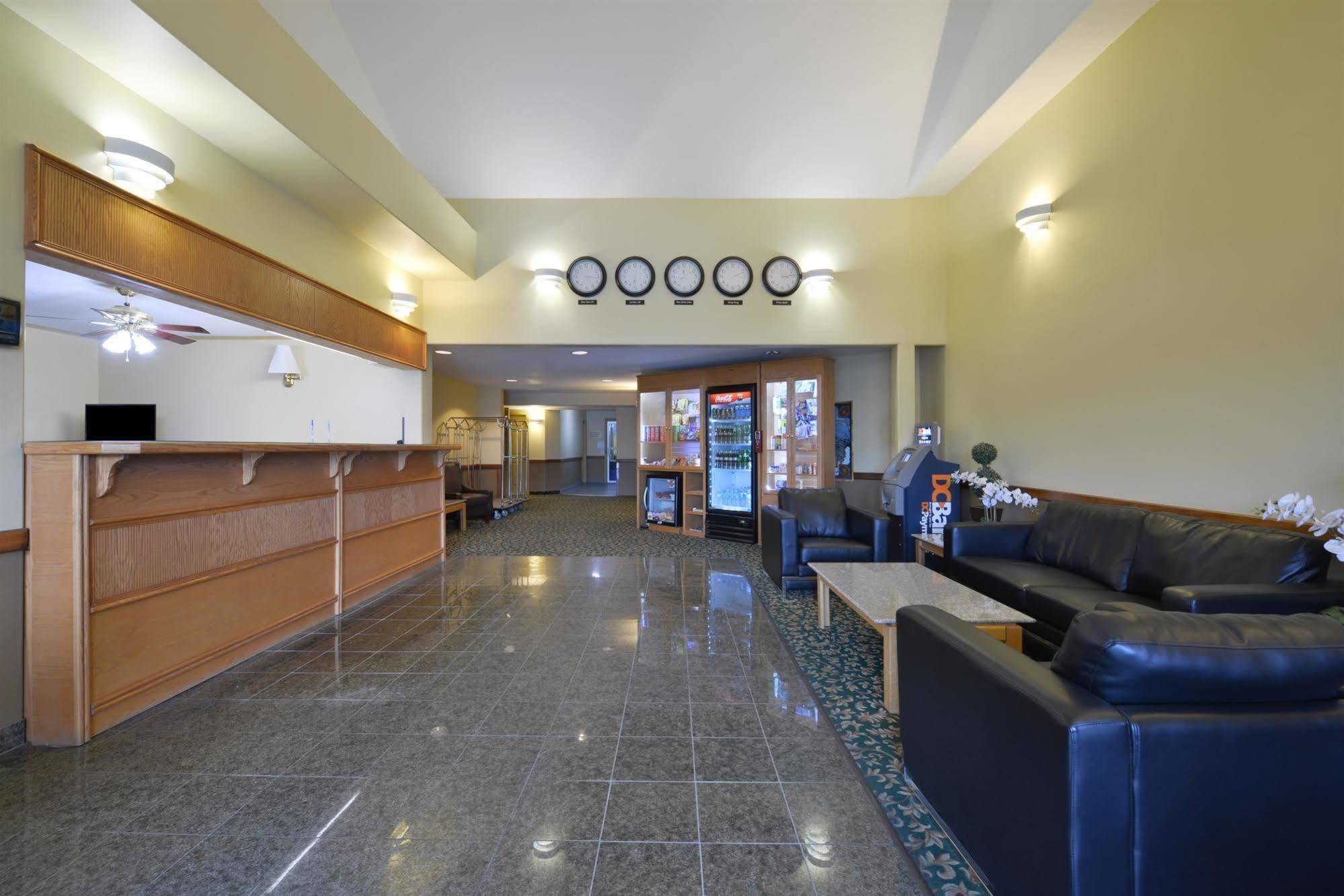 Canadas Best Value Inn Valemount Exteriér fotografie