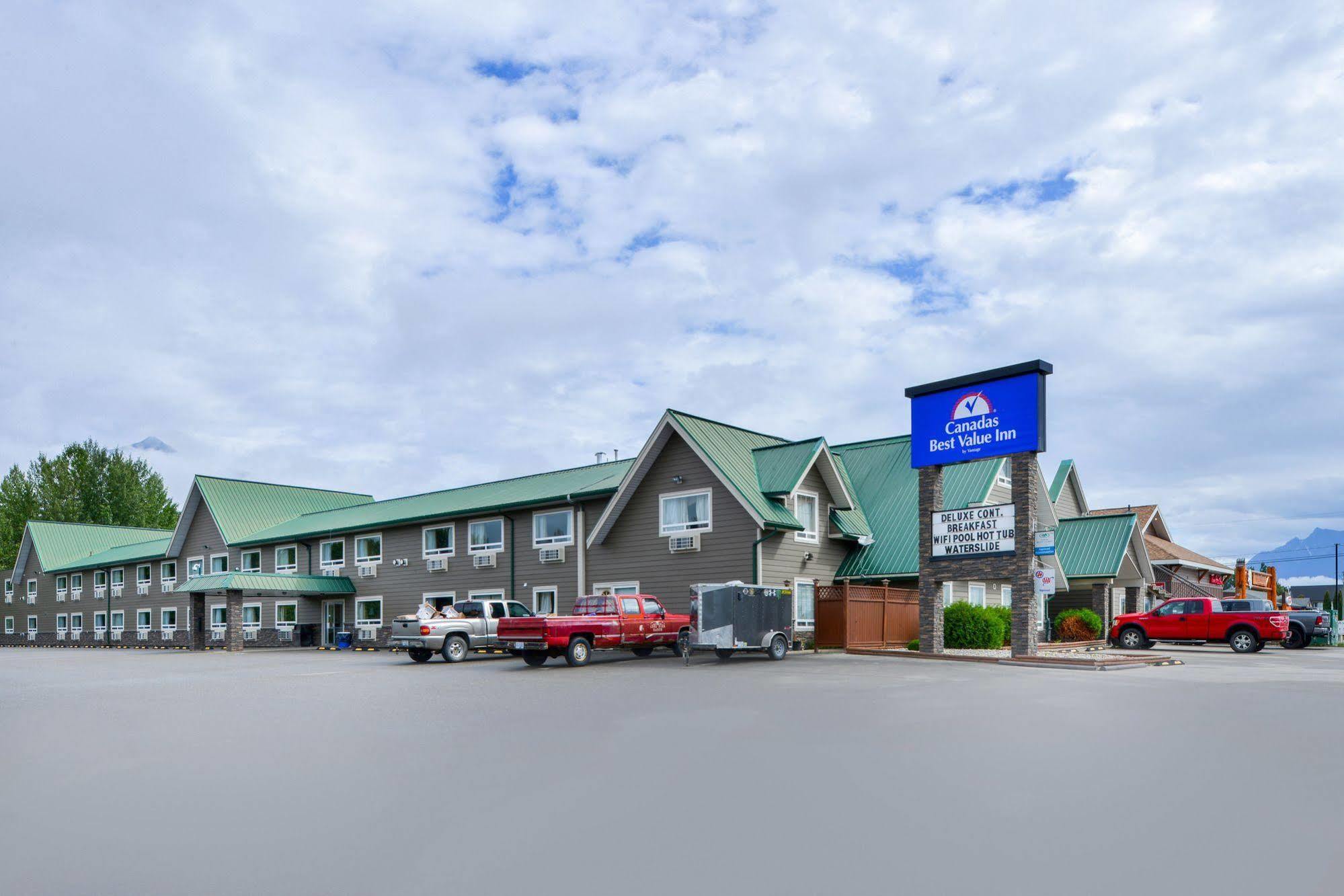Canadas Best Value Inn Valemount Exteriér fotografie